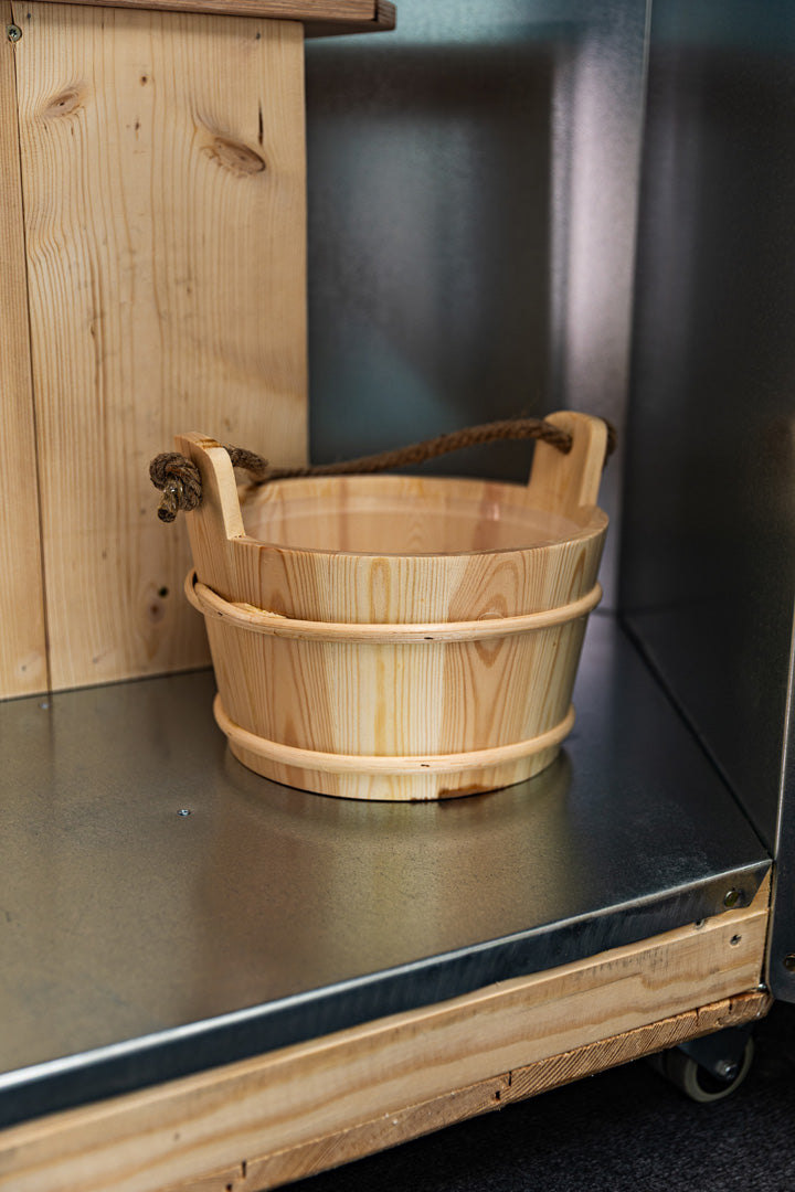 Natural magnetism cabin