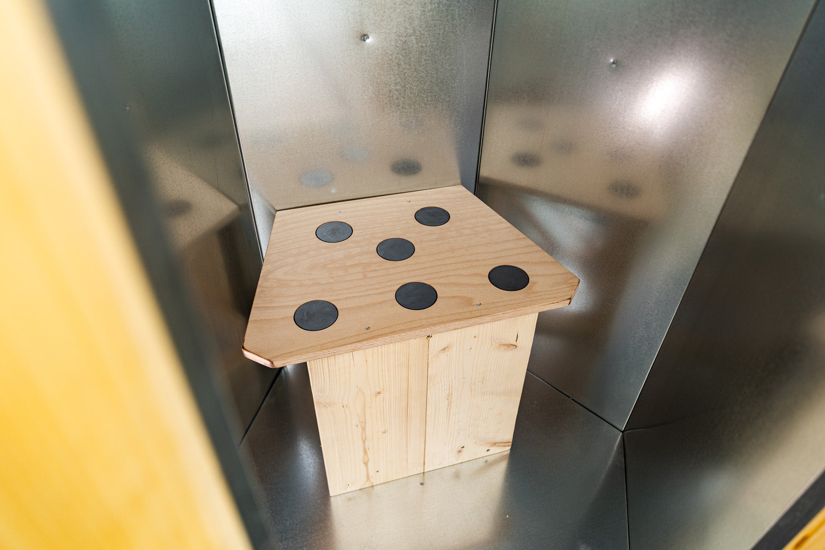 Natural magnetism cabin