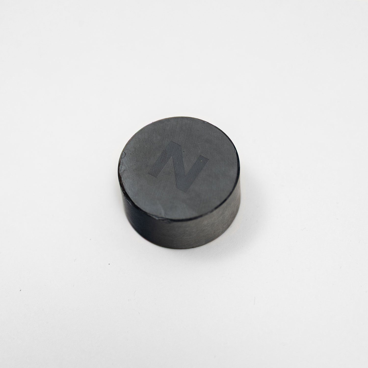 Magnetic water revitalizer